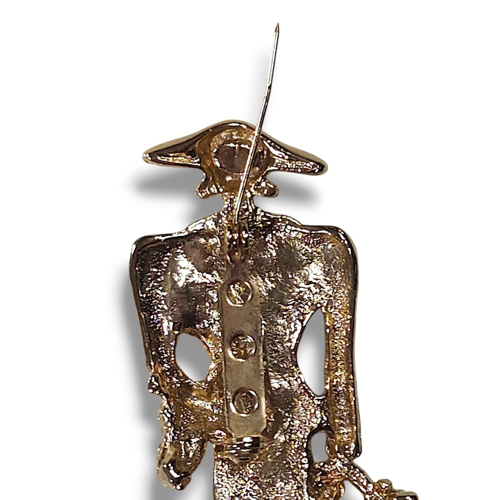 Vintage Traveler Woman Lady Brooch Gold Tone Figural Hat Suitcase Tourist Pin OS - Picture 4 of 5